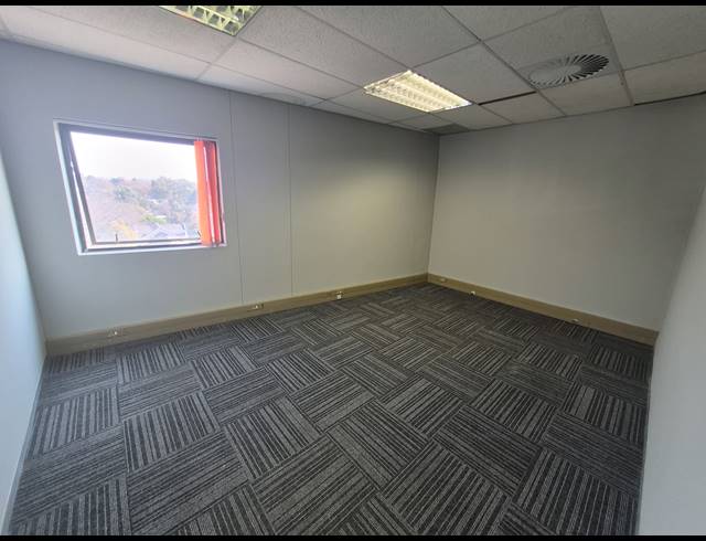 319M² OFFICE TO LET IN WOODMEAD